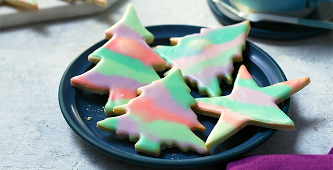 Sobeys Recipe Corner: How to decorate sugar cookies with paintbrush icing