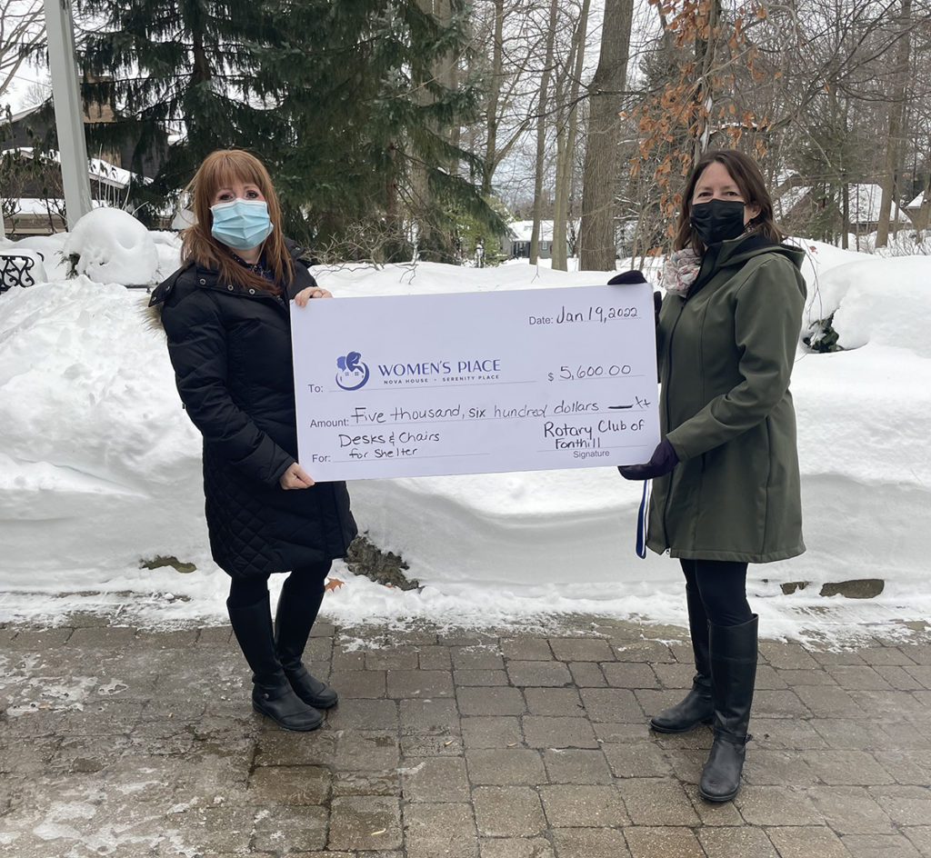 Rotary Club of Fonthill provides Grant to Women’s Place of South Niagara