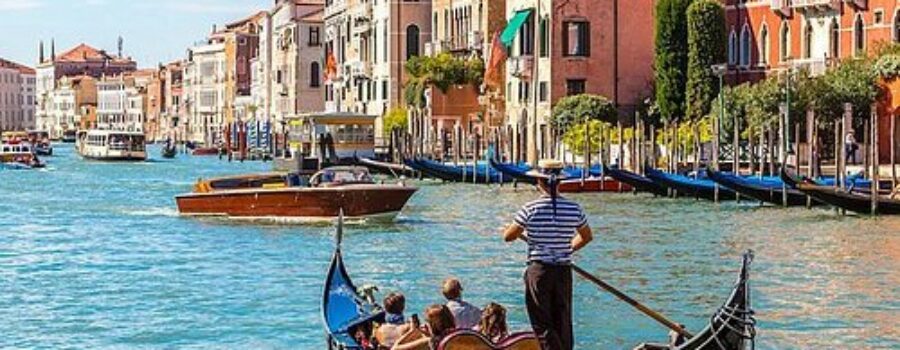 Discover Italy by Rail: Crafting the Perfect Train Tour Itinerary