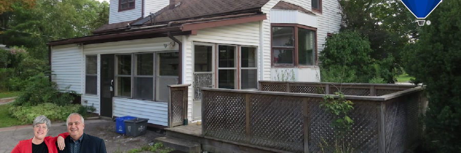 Just Listed in Welland – Calling all Investors/Developers/Renovators! $529,900