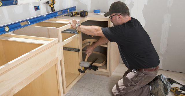 Local Job Posting:  Qualified Kitchen Cabinet Installer for Large Apartment Project in Welland