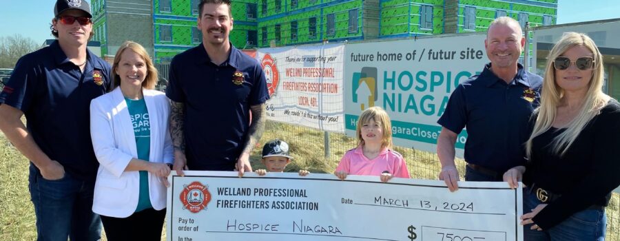 Welland Firefighters Donate $7,500 to Hospice Niagara